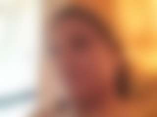 emmaxlina's Live Sex Cam Show