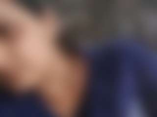 emmaxlina's Live Sex Cam Show