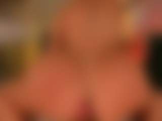 Live cam show with Kate Sunder - BBW on Uber Horny