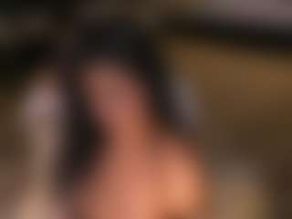 Live cam show with Kate Sunder - Bedroom on StripNow