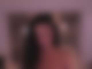 Live cam show with Kate Sunder - Bedroom on madthumbs