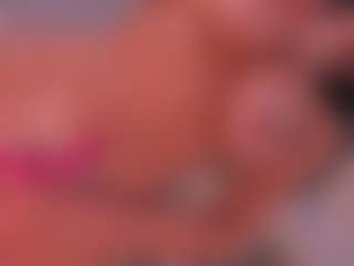 Live cam show with Kate Sunder - Handjob on madthumbs