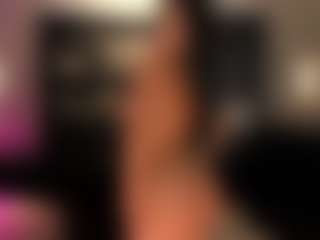 Live cam show with Kate Sunder - Bedroom on SpankPalCams