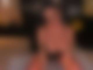 Spettacolo in cam dal vivo con Kate Sunder - Spank BBW su Camsoda