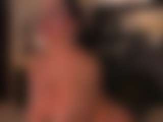 Live cam show with Kate Sunder - Tease on SquirtSoMuch