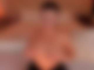 Live cam show with Kate Sunder - Bedroom on crypto-cams
