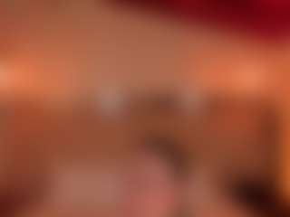 Live cam show with Kate Sunder - Stockings on livesuperchat.net