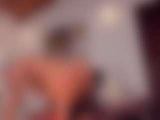 Live cam show with Kate Sunder - Foot Fetish BBW on Camming Site