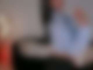 Live cam show with Kate Sunder - Bedroom on Strip Flash - Live Sex Shows