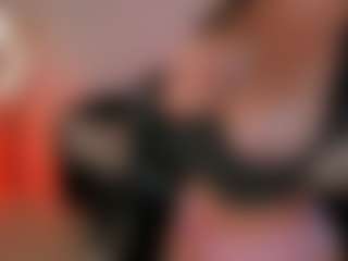 Live cam show with Kate Sunder - Handjob on CamwithHer
