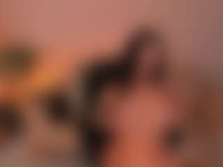 Live cam show with Kate Sunder - Handjob on Dare Cams