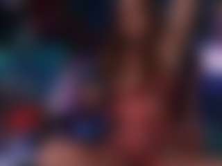 BaeBaeBlue MILF webcam performer live streaming