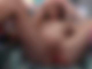 BaeBaeBlue MILF webcam performer live streaming