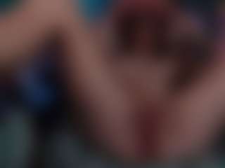 BaeBaeBlue MILF webcam performer live streaming