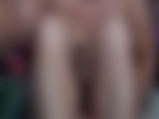 BaeBaeBlue MILF webcam performer live streaming