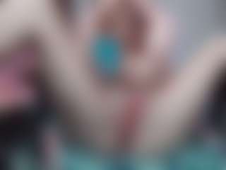 BaeBaeBlue's Live Sex Cam Show