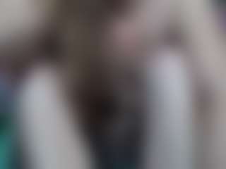 BaeBaeBlue MILF webcam performer live streaming