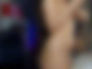 Live cam show with DaryaStars - Shaved Pussy on Camsoda