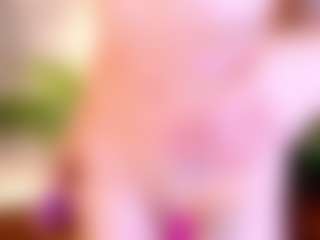 CALL ME MIA's Live Sex Cam Show