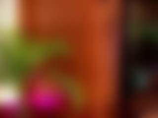 Live cam show with CALL ME MIA - Small Tits on Milfs Live