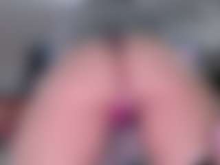 Live cam show with Violet Fugazzi - BBW on AdultVida.com