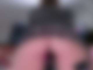 Live cam show with Violet Fugazzi - Sexy on livesuperchat.net