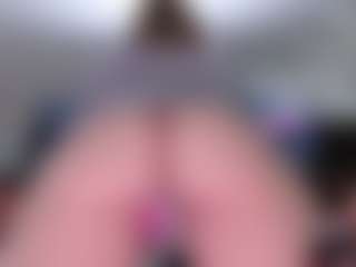 Live cam show with Violet Fugazzi - Gamer on Camiplay Live