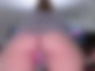Live cam show with Violet Fugazzi - Young Adult on Camiplay Live