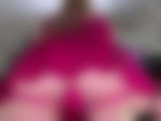Live cam show with Violet Fugazzi - Gamer Pornstar on nudelive.tv