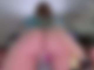 Live cam show with Violet Fugazzi - Gamer Big Tits on liverealitysex.com