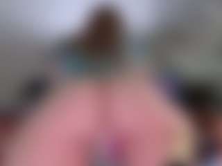 Live cam show with Violet Fugazzi - Worship on CamClone