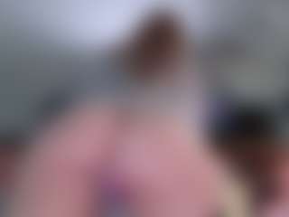 Live cam show with Violet Fugazzi - Gamer Lovense on sexylive.show