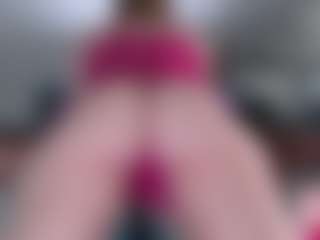Live cam show with Violet Fugazzi - Gamer Lovense on Livezox