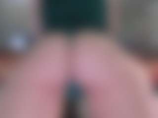 Live cam show with Violet Fugazzi - Dildo on CamSodaAdn