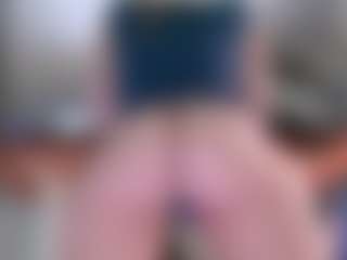 Live cam show with Violet Fugazzi - Innocent on xfollow cams