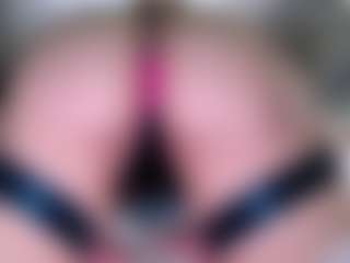 Live cam show with Violet Fugazzi - Wet on WildCum
