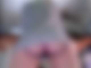 Live cam show with Violet Fugazzi - Blonde Hair Curvy on camtv