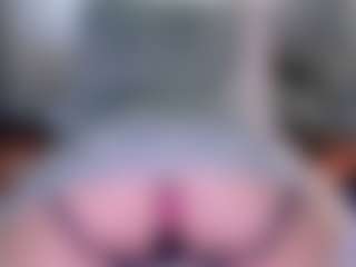 Live cam show with Violet Fugazzi - BBW Young Adult on madthumbs