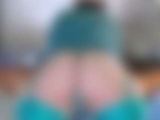 Violet Fugazzi's Live Sex Cam Show