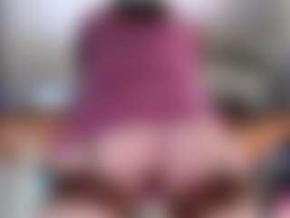 Live cam show with Violet Fugazzi - Orgasm on CamClone