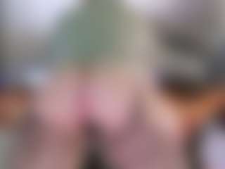 Violet Fugazzi's Live Sex Cam Show
