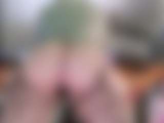 Violet Fugazzi's Live Sex Cam Show