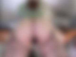 Live cam show with Violet Fugazzi - Tease Big Tits on Fling VIP Chat