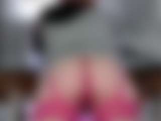 Live cam show with Violet Fugazzi - Princess on CamwithHer