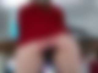 Live cam show with Violet Fugazzi - Gamer on xDating