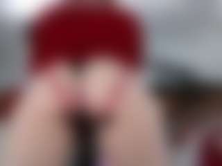 Live cam show with Violet Fugazzi - Amateur Curvy on xDating