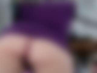 Live cam show with Violet Fugazzi - Young Adult on Mixed Magazine Live