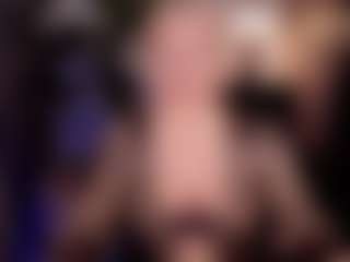 Live cam show with YolandaKiss - Middle Aged on chickslive.net