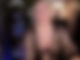 YolandaKiss MILF webcam performer live streaming