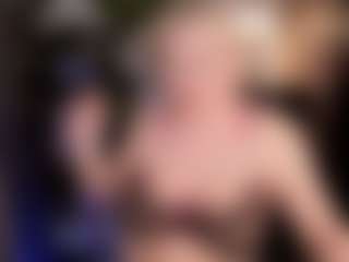 YolandaKiss's Live Sex Cam Show